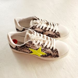 NWOT Steven New York Rubie Star Sneakers Size 10